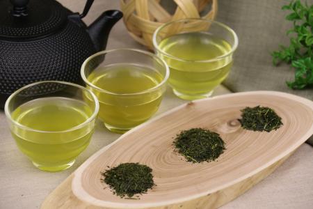 『深呼吸したくなる滞在へ、奥久慈茶に癒される時間を