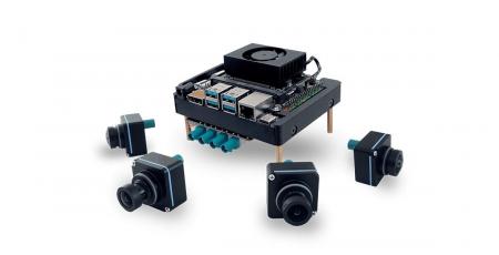 プラグアンドプレイ対応GMSLカメラアダプターにより、