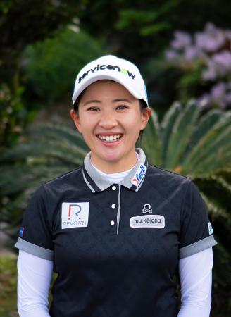 女子プロゴルファー永井花奈選手を「セント アンバサ