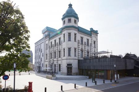 築108年の銀行建築を45万人が集まる拠点へ。国登録有