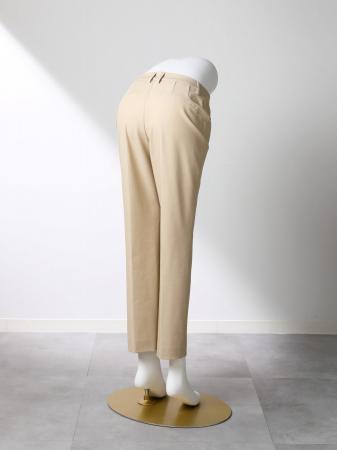 品質へのこだわりを追求したストレッチパンツ専門店ビ