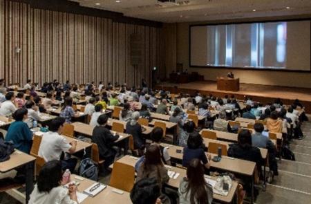 ◆2026年度関西大学客員教授らが決定◆ 多彩な実務utf-8