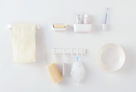 新発想！ 置き場に困る湯おけが壁面にくっつく。磁石