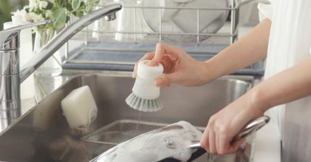 ワンプッシュで洗剤が出て、洗いものがはかどる「キッ