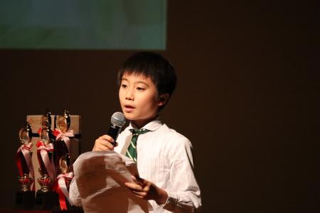 民間学童保育キッズベースキャンプの総合的探求型社会