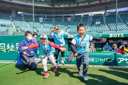 憧れの阪神甲子園球場を舞台に阪神タイガースOB 原口