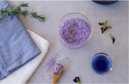 美と健康に！生活の木が、青いハーブを使ったバスソル