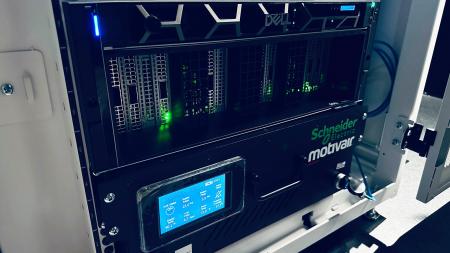 ゲットワークス、デル・テクノロジーズの水冷B200GPU