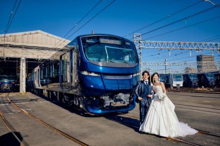 3月30日から営業運転を開始する新型車両とともに新た