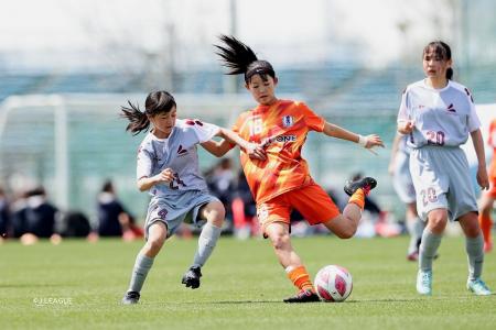 U-15世代の女子サッカー大会をサポート U-15プレナス