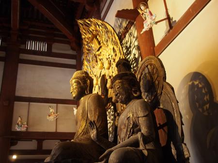 高校生が挑んだ仏像彩色プロジェクト　雲中供養utf-8