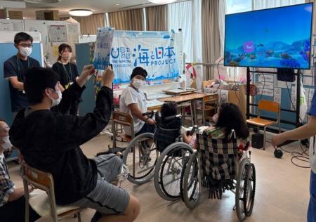 院内学級が巨大な海に変わる！全国6箇所の院内学級で