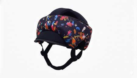 障がいのある方の作品を採用した頭部保護帽を202utf-8