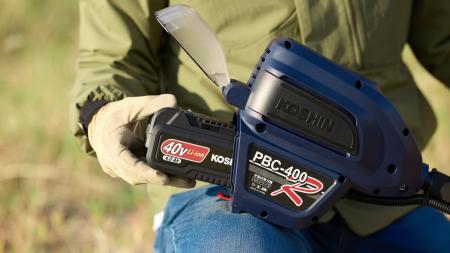 新開発バッテリー搭載、パワフルなリアモーター式充電