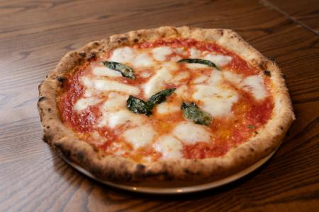 【宮崎・青島に400坪の薪窯イタリアン誕生】古民家再