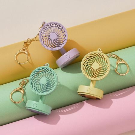 まるでカプセルトイ！なのにしっかり涼しい！本格的な