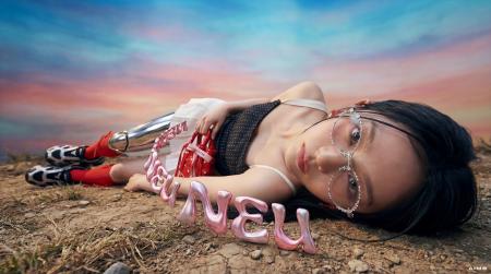 アマナの合弁会社AIMSより、初のAIヒューマン「NEU( アマナの合弁会社AIMSより、初のAIヒューマン「NEU(