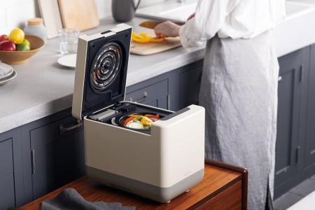 においを閉じ込め、 生ごみをスッキリ レコルト［ コ