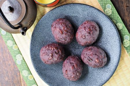 朝3時仕込み、当日完売。北海道・十勝産小豆を氷砂糖