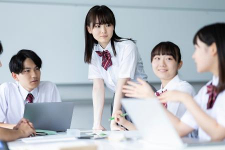 教育と探求社×東京大学CASEER 高校生を対象に探utf-8 教育と探求社×東京大学CASEER 高校生を対象に探utf-8
