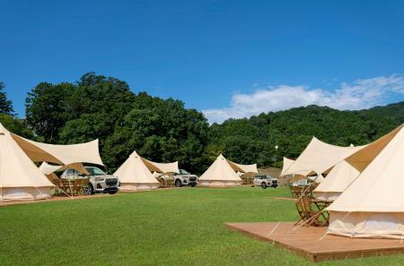 家族やグループで泊まれるグランピング客室「ファミリ 家族やグループで泊まれるグランピング客室「ファミリ