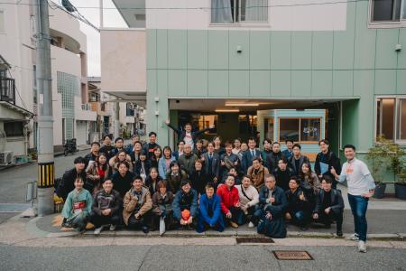 赤ちゃんボランティアの特養「銀杏庵 穴生俱楽部」が 赤ちゃんボランティアの特養「銀杏庵 穴生俱楽部」が