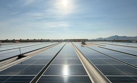 一般家庭約300世帯分の年間CO２排出量1,165ｔ削減　群