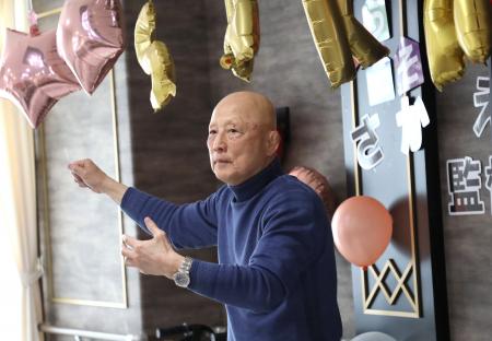 介護事業のクルール３施設にて、レスリング名将の栄監