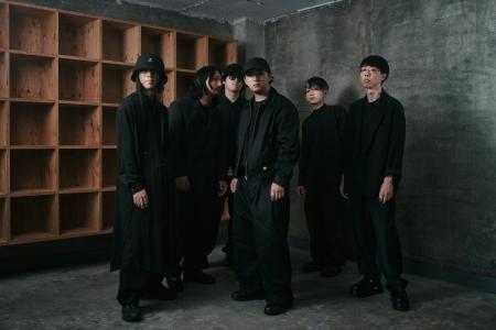 京都発のナードでハードな音楽集団「Black petrol」が