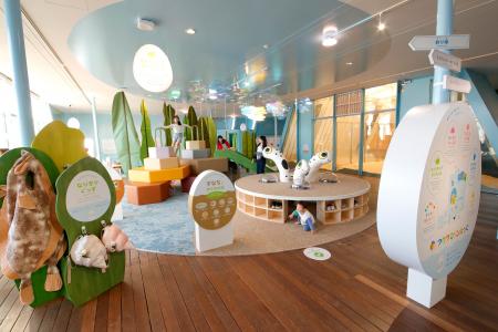 東北最大級の水族館「アクアマリンふくしま」の子ども 東北最大級の水族館「アクアマリンふくしま」の子ども