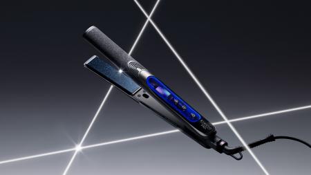 KINUJO、美容師と共同開発し矯正アイロン市場に初参入