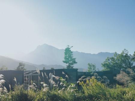 トレーラーハウスを採用した高級ホテル「BLANC トレーラーハウスを採用した高級ホテル「BLANC