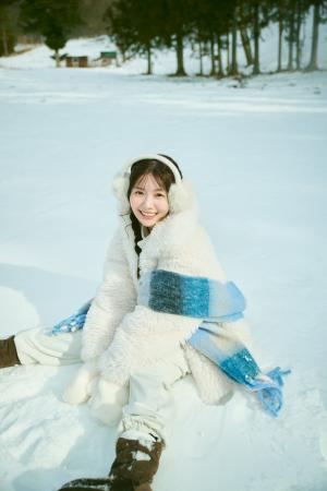 Z世代の間で話題の“歩くプリクラ”実熊瑠琉、初のフォ