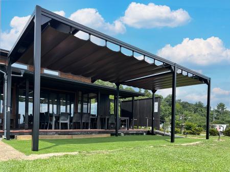 パラソル・オーニングの施工写真で競う「タカノ フォ