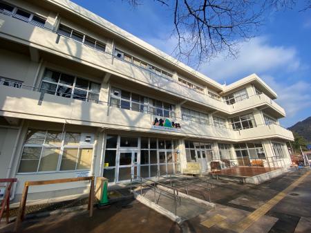 秋川渓谷戸倉体験研修センター（戸倉しろやまテラス）