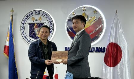 文部科学省・JICAとの官民協働によりフィリピン教育省