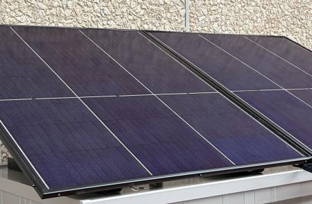 さいたま市とタンデム型ペロブスカイト太陽電池の屋外