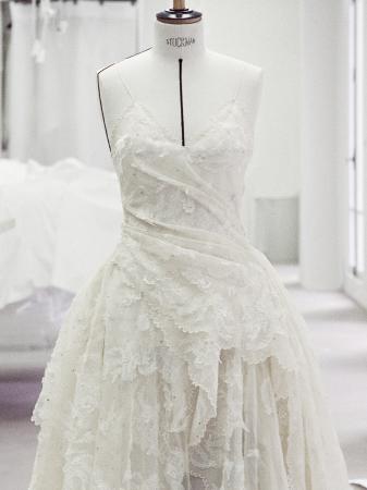 【Dior】第98回アカデミー賞授賞式でミア・ゴスが纏っ