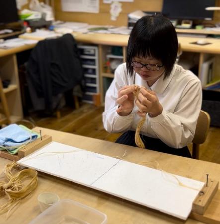 ダウン症の女性が伝統技術を支える「日本でいちばん大