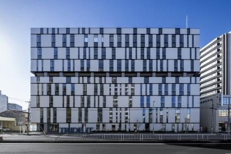 トライデントコンピュータ専門学校「学生がつながる」