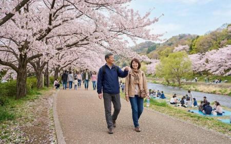 【ABC-MART】開花目前!!春のお花見ウォーキングに履き