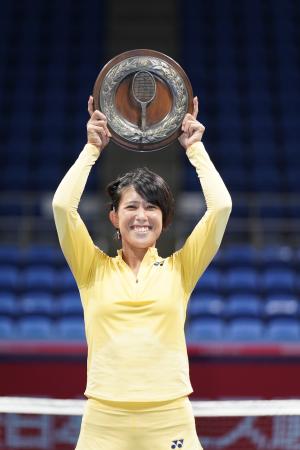 プロテニスプレーヤー秋田史帆(テニスラウンジ所属)18