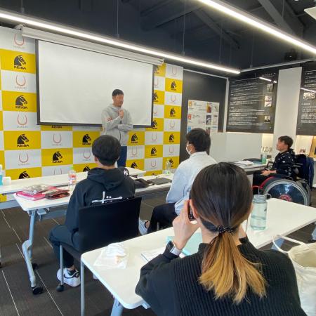 「元メジャーリーガーマック鈴木氏が無料講演！爪と運