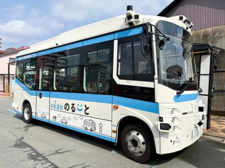 福岡県古賀市で全国初・自動運転バス「自動運転のるー