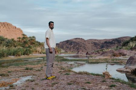 変わり続ける環境に、静かに応える一足。Gore-Tex(R)