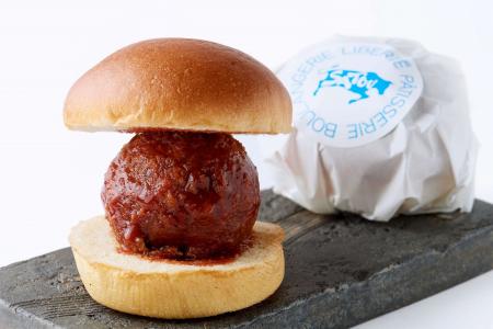 【西武池袋本店】お手軽ワンハンドグルメや、しっかり