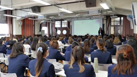 「女性の身体の変化と未来の選択」お茶の水女子大学附 「女性の身体の変化と未来の選択」お茶の水女子大学附