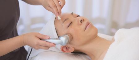 「凍結幹細胞培養上清液」を使用した施術メニュー（フ