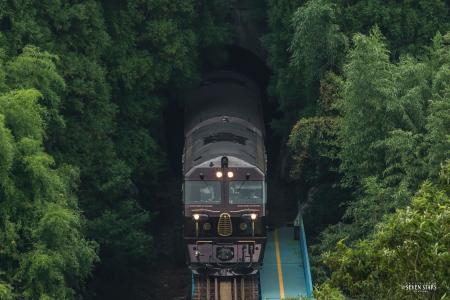 BMMと『家庭画報』、「ななつ星 in 九州」で描く特別 BMMと『家庭画報』、「ななつ星 in 九州」で描く特別