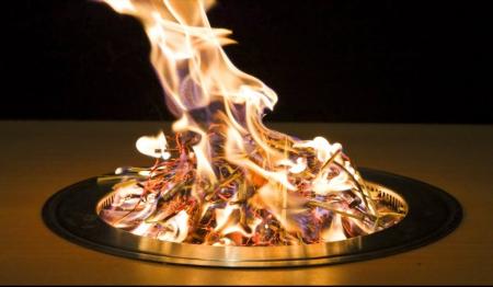 西麻布を揺るがす「炎上焼肉」の全貌がついに解禁。個 西麻布を揺るがす「炎上焼肉」の全貌がついに解禁。個